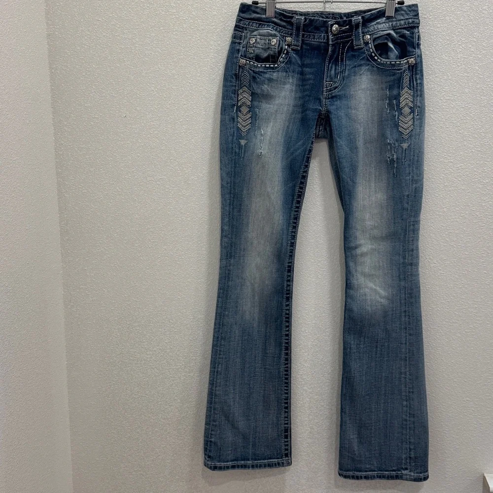 Miss Me Signature Rise Boot Cut Jeans size 27 Light distressed Jeans - Picture 6 of 12